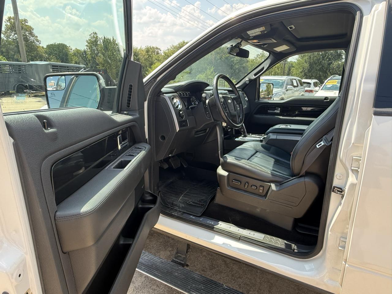 Ford F-150 4WD SuperCrew 145" XL 2014