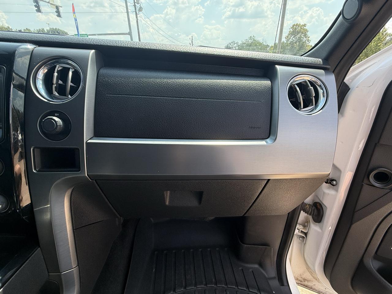 Ford F-150 4WD SuperCrew 145" XL 2014