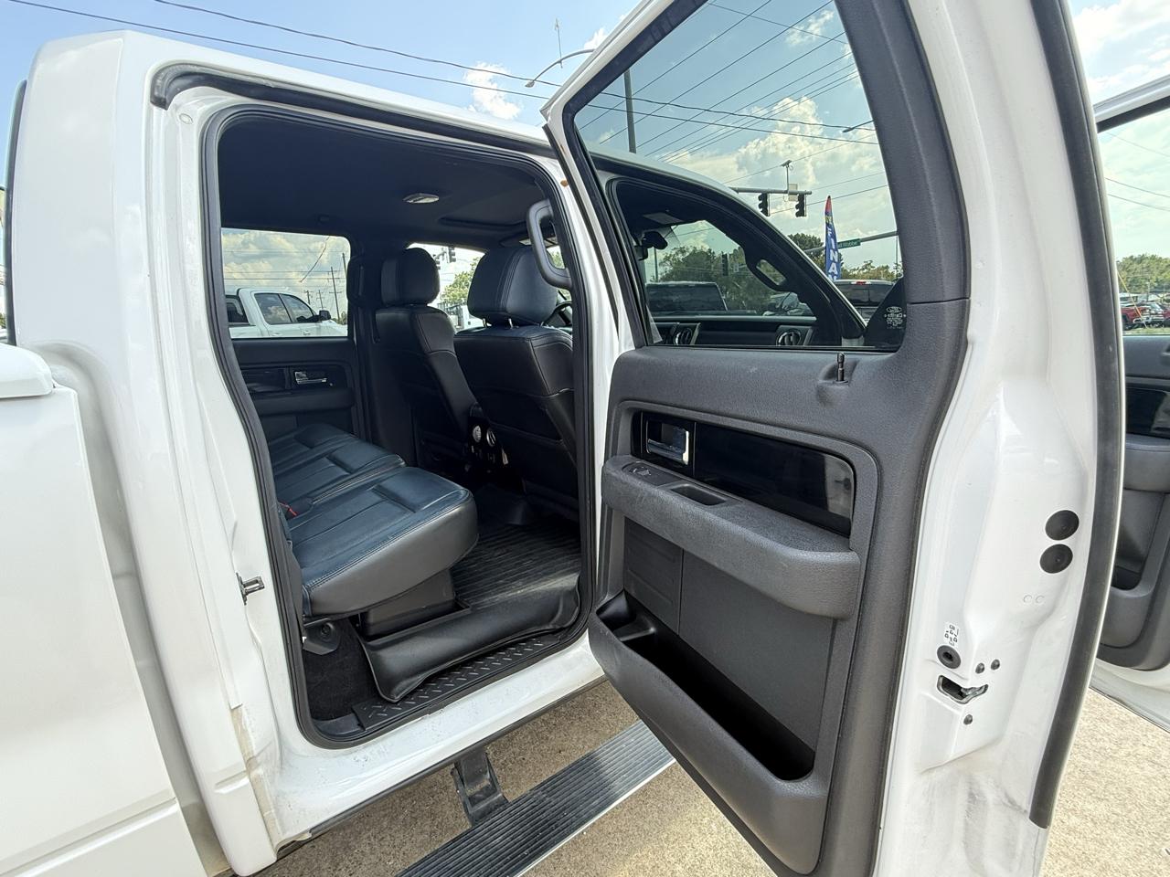 Ford F-150 4WD SuperCrew 145" XL 2014