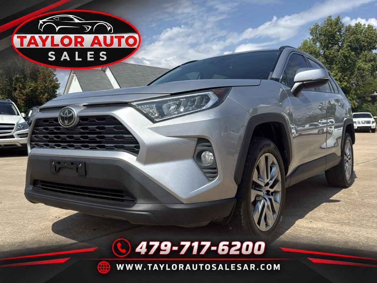 2019 Toyota RAV4 XLE Premium FWD (Natl)