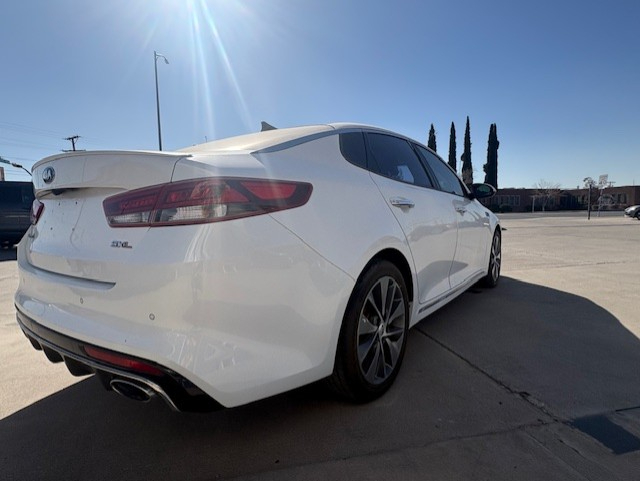 Kia Optima SXL Turbo 2016