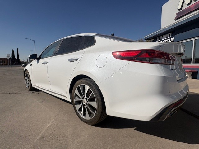 Kia Optima SXL Turbo 2016