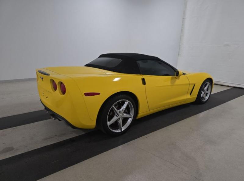 Chevrolet Corvette Standard Convertible 1LT 2013