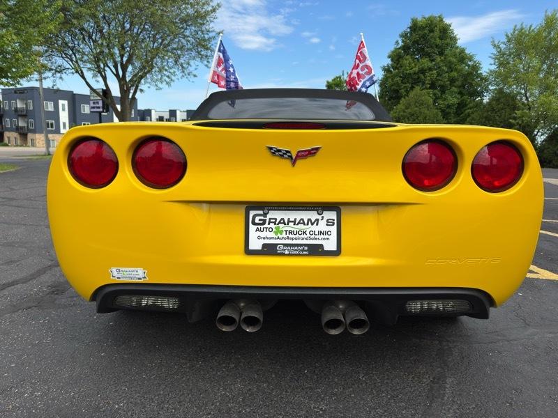 Chevrolet Corvette Standard Convertible 1LT 2013