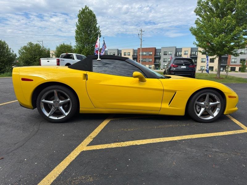 Chevrolet Corvette Standard Convertible 1LT 2013