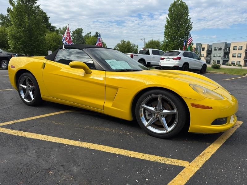 Chevrolet Corvette Standard Convertible 1LT 2013