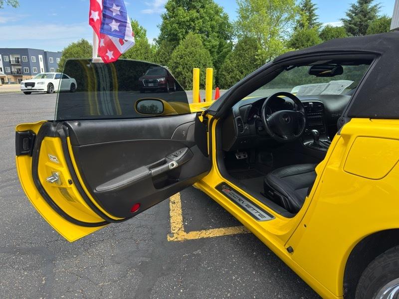Chevrolet Corvette Standard Convertible 1LT 2013