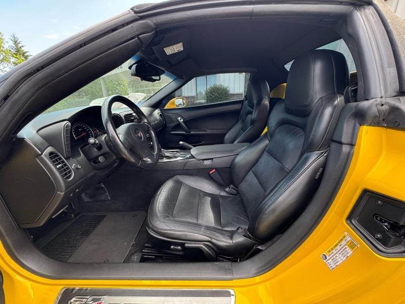 Chevrolet Corvette Standard Convertible 1LT 2013