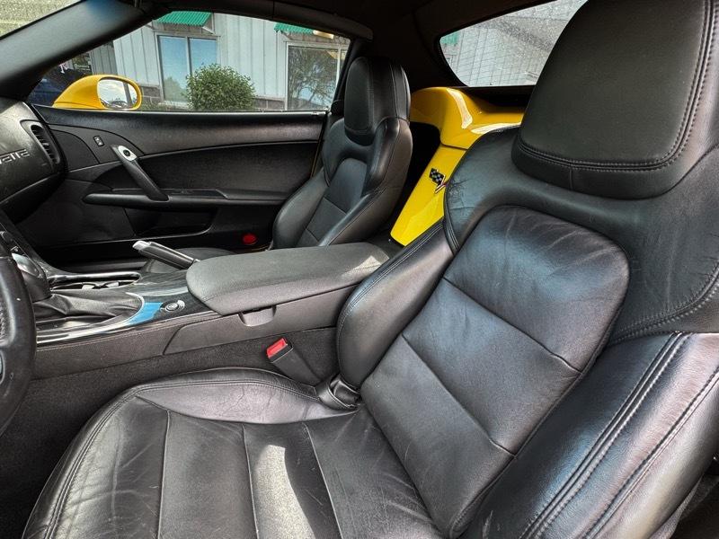 Chevrolet Corvette Standard Convertible 1LT 2013