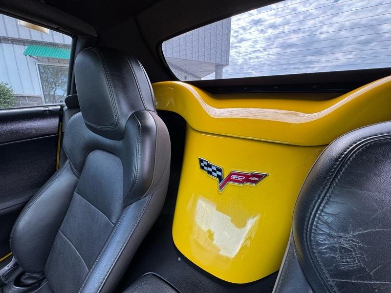 Chevrolet Corvette Standard Convertible 1LT 2013