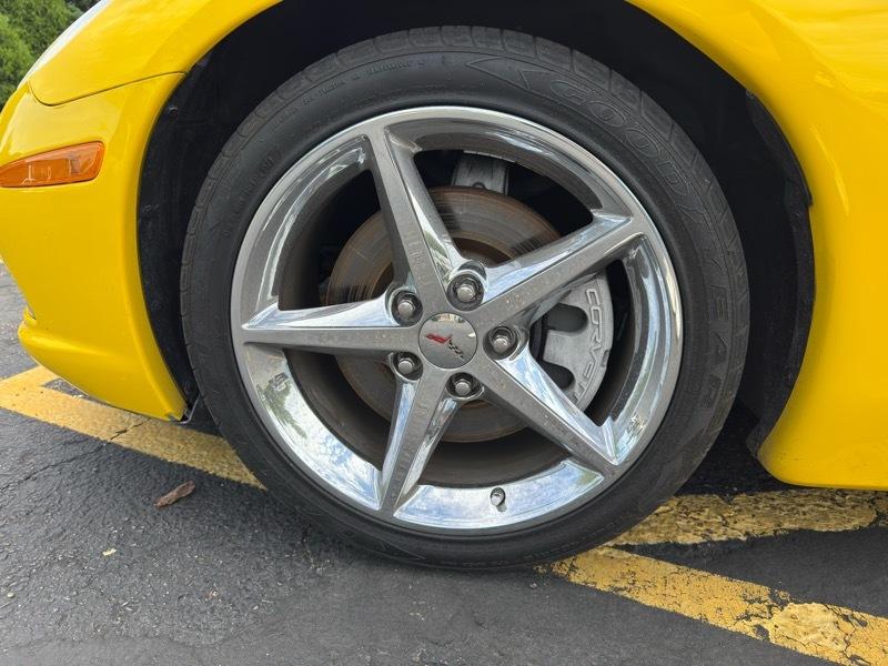 Chevrolet Corvette Standard Convertible 1LT 2013