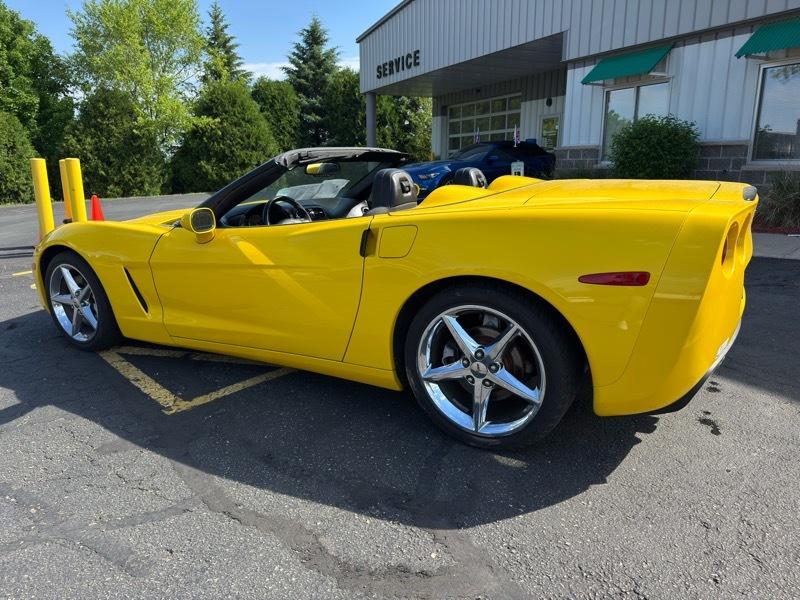 Chevrolet Corvette Standard Convertible 1LT 2013