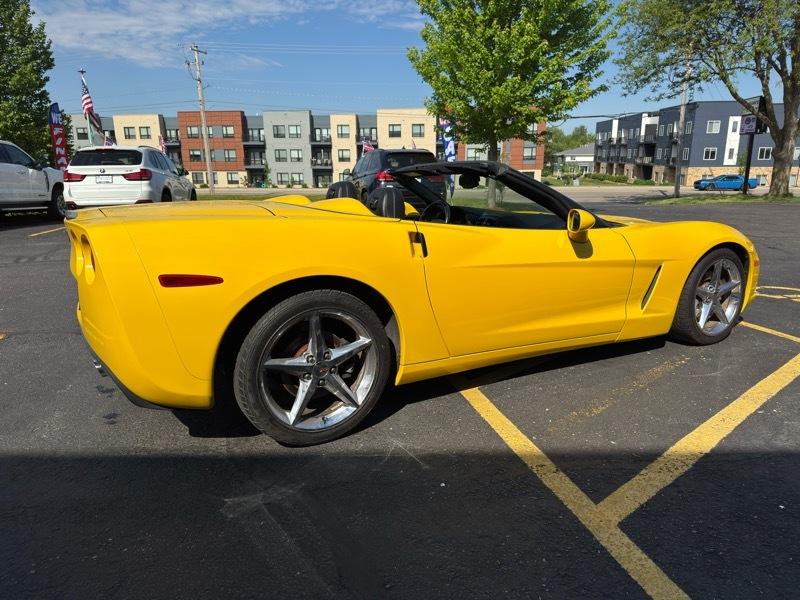 Chevrolet Corvette Standard Convertible 1LT 2013