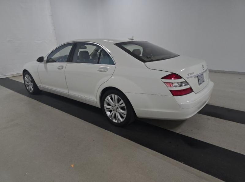 Mercedes-Benz S-Class S550 4MATIC 2009