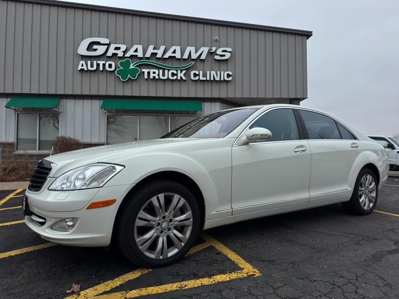 Mercedes-Benz S-Class S550 4MATIC 2009