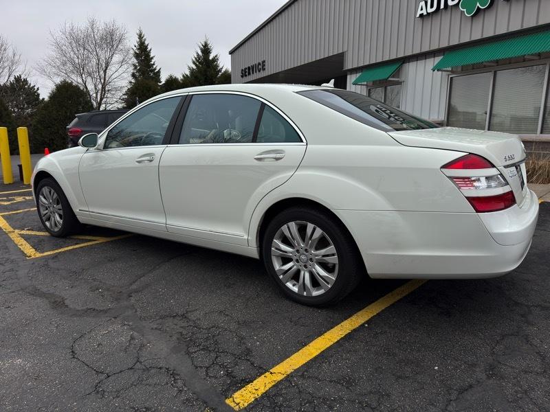 Mercedes-Benz S-Class S550 4MATIC 2009