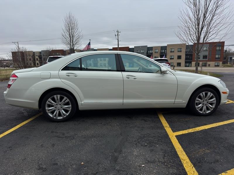 Mercedes-Benz S-Class S550 4MATIC 2009