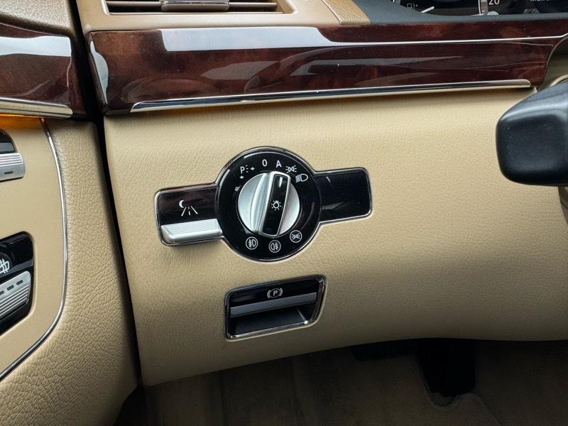 Mercedes-Benz S-Class S550 4MATIC 2009