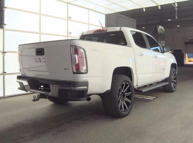 GMC Canyon SLT Crew Cab 4WD Short Box 2015