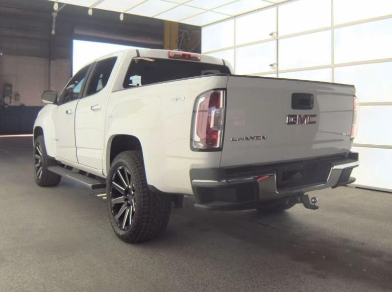 GMC Canyon SLT Crew Cab 4WD Short Box 2015