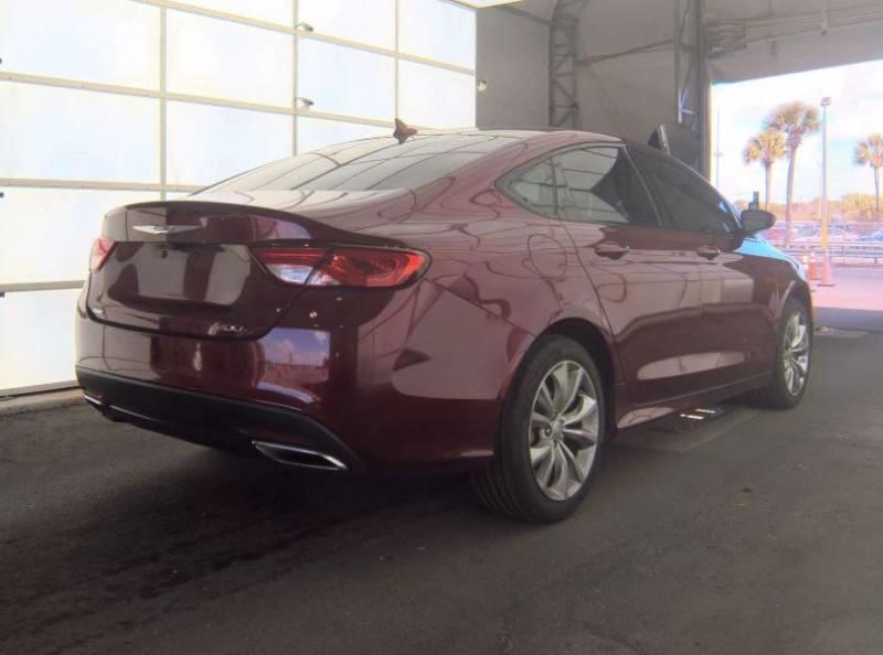 Chrysler 200 S AWD 2015