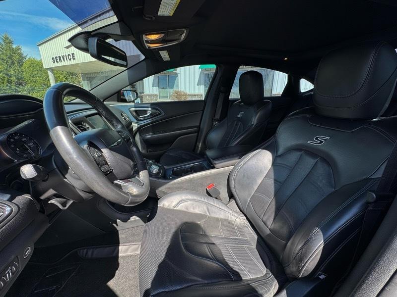 Chrysler 200 S AWD 2015