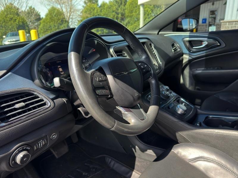 Chrysler 200 S AWD 2015