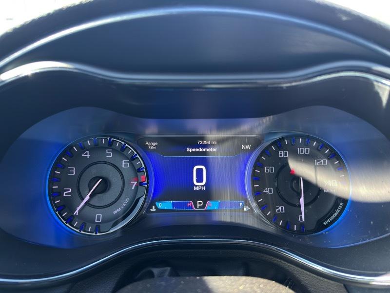 Chrysler 200 S AWD 2015