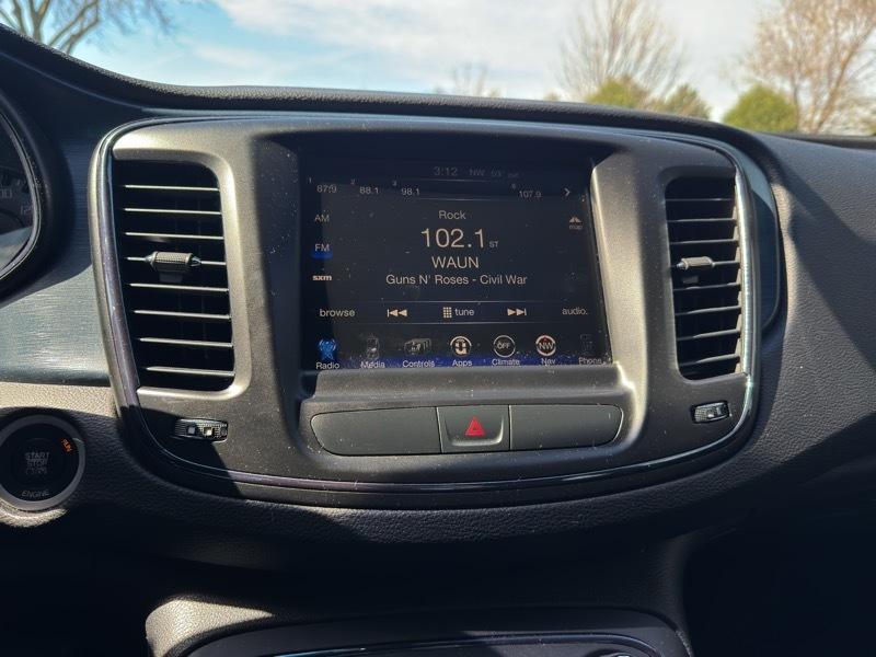 Chrysler 200 S AWD 2015