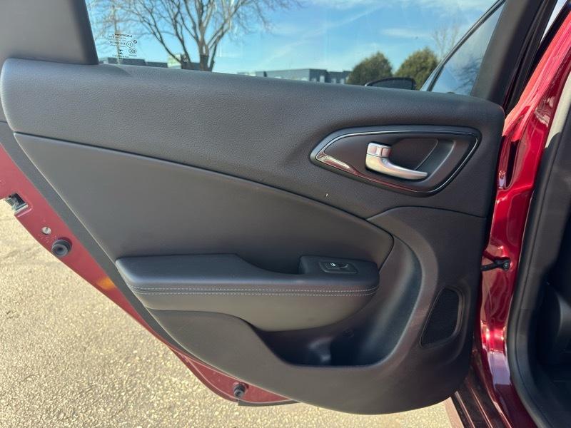 Chrysler 200 S AWD 2015