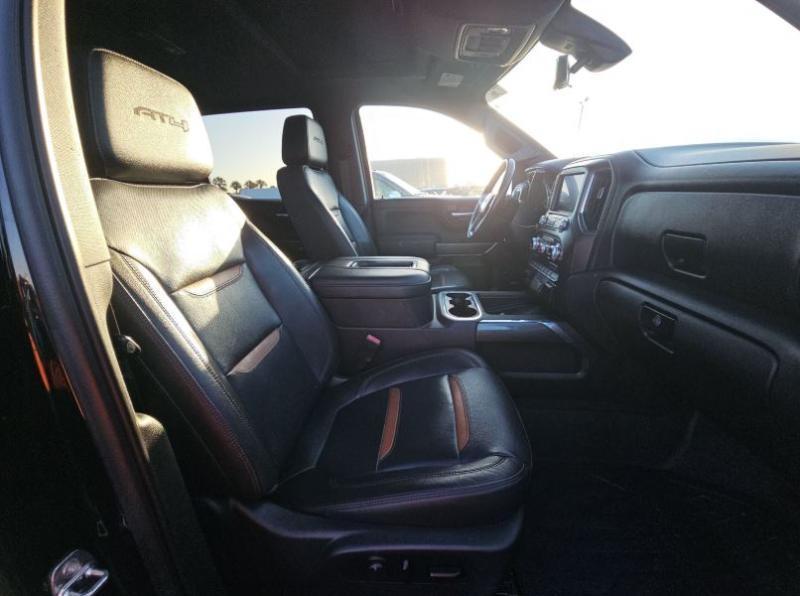 GMC Sierra 1500 AT4 Crew Cab Long Box 4WD 2019