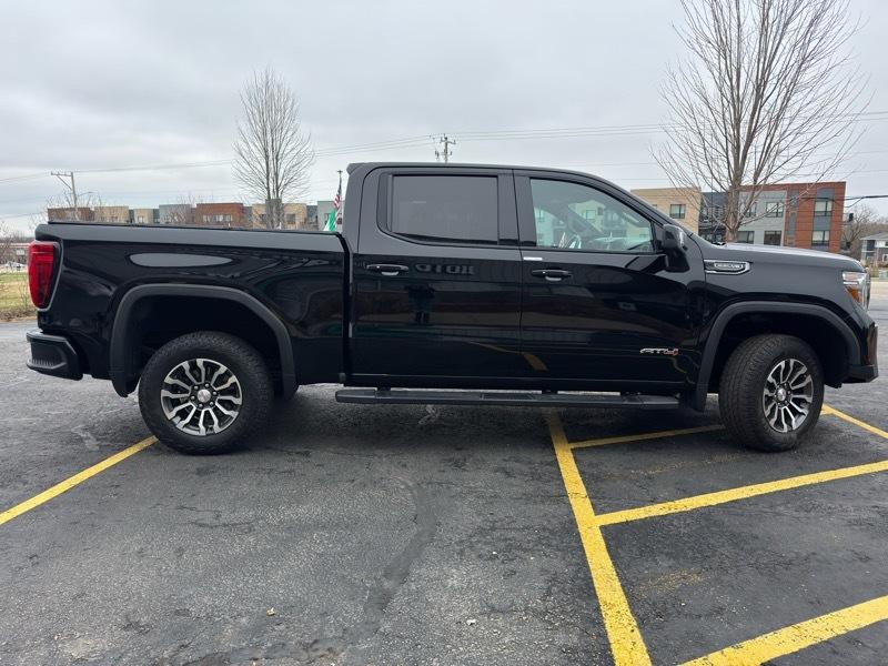 GMC Sierra 1500 AT4 Crew Cab Short Box 4WD 2019