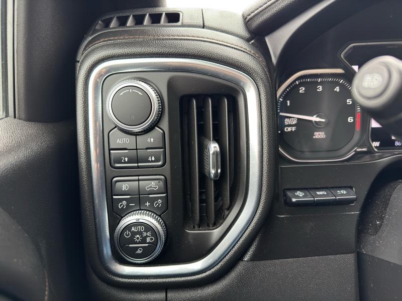 GMC Sierra 1500 AT4 Crew Cab Short Box 4WD 2019