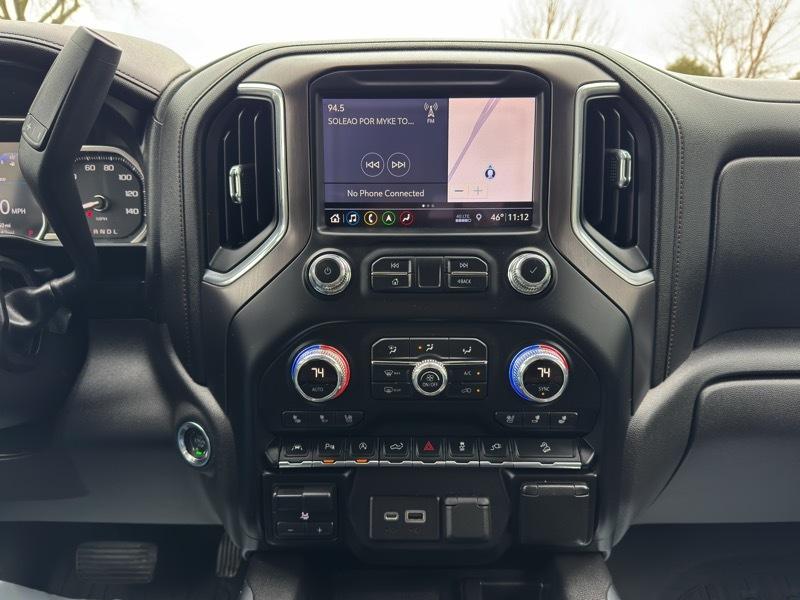 GMC Sierra 1500 AT4 Crew Cab Short Box 4WD 2019
