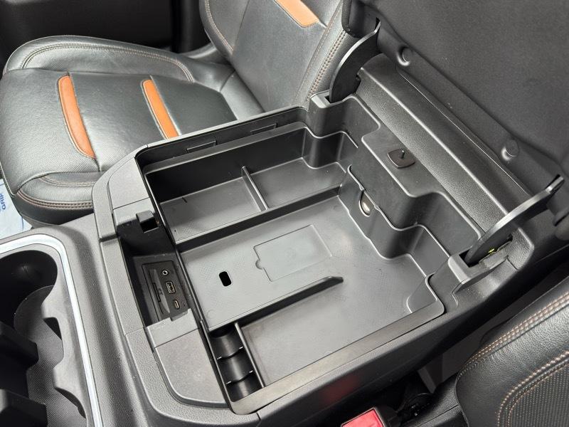 GMC Sierra 1500 AT4 Crew Cab Short Box 4WD 2019