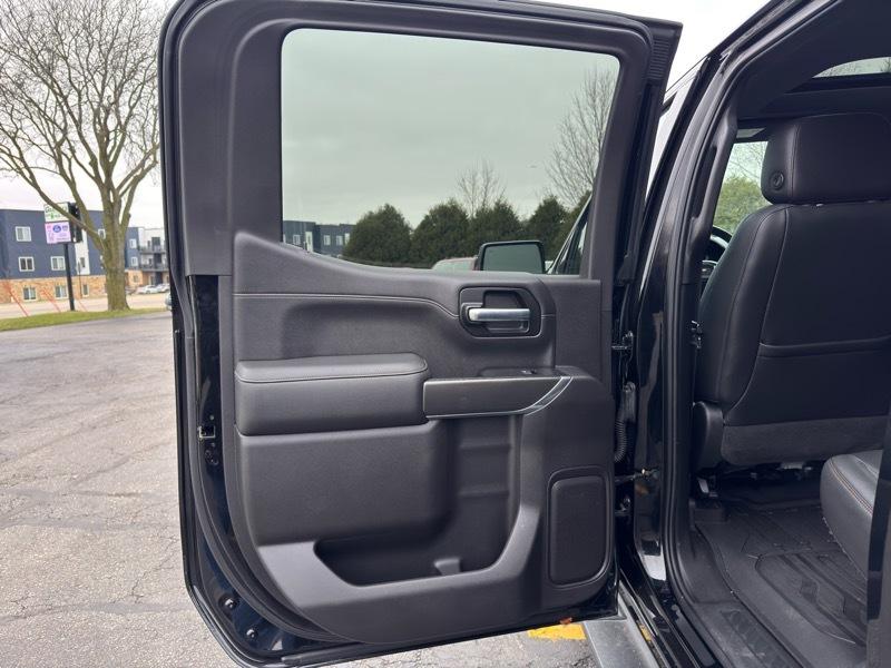 GMC Sierra 1500 AT4 Crew Cab Short Box 4WD 2019