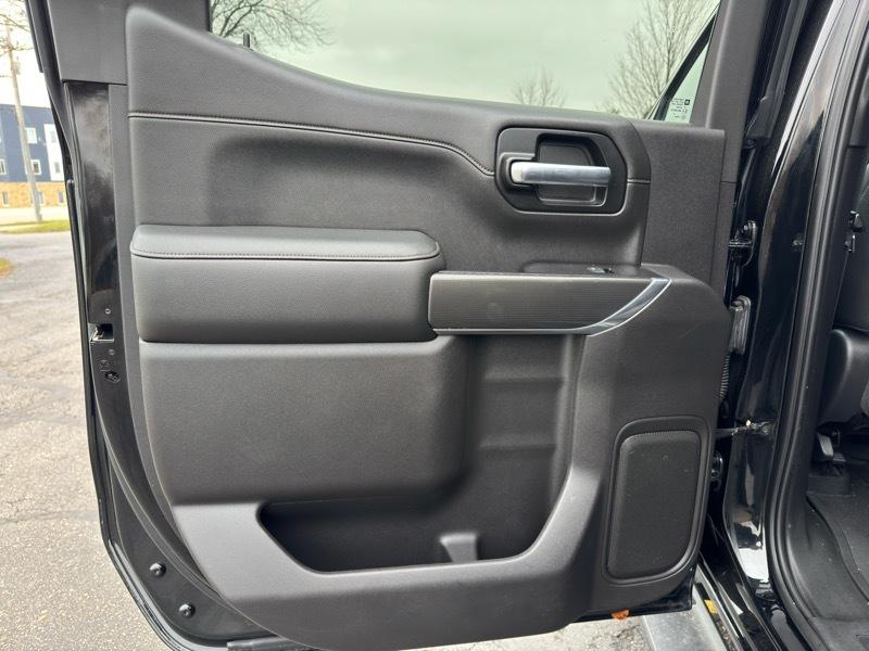 GMC Sierra 1500 AT4 Crew Cab Short Box 4WD 2019