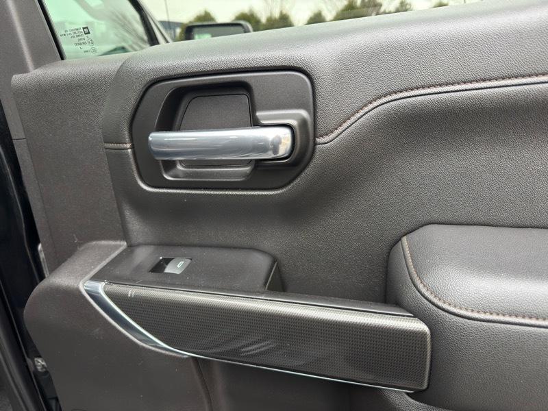 GMC Sierra 1500 AT4 Crew Cab Short Box 4WD 2019