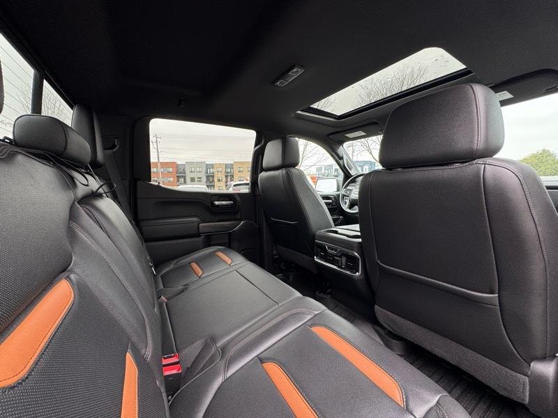 GMC Sierra 1500 AT4 Crew Cab Short Box 4WD 2019