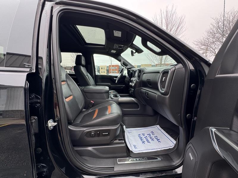 GMC Sierra 1500 AT4 Crew Cab Short Box 4WD 2019