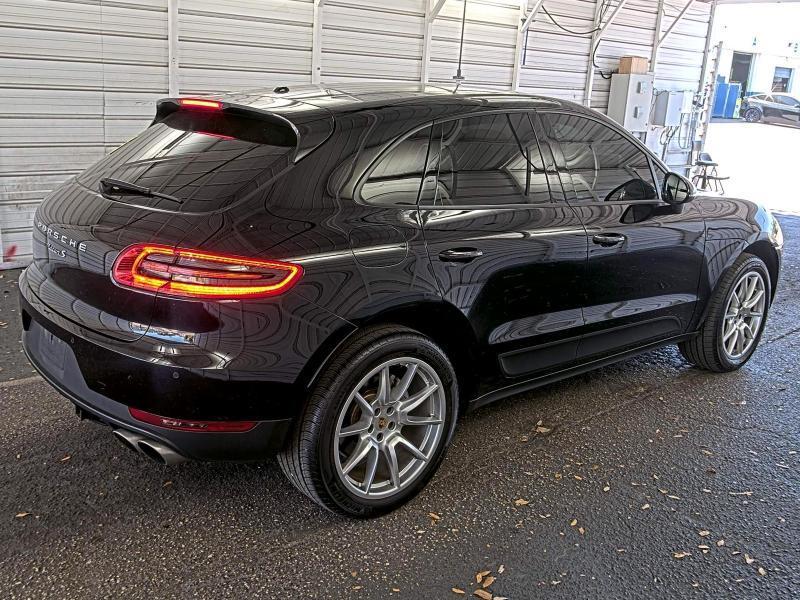 Porsche Macan S 2015