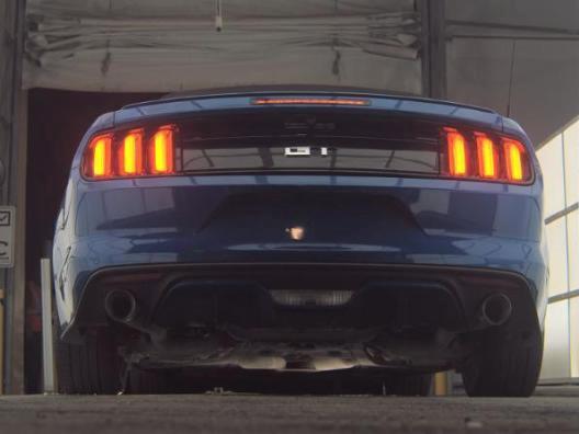 Ford Mustang GT convertible 2017