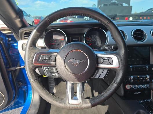 Ford Mustang GT convertible 2017