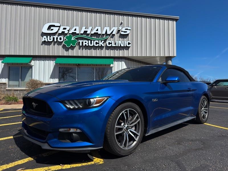 Ford Mustang GT convertible 2017