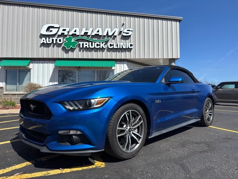 Ford Mustang GT convertible 2017