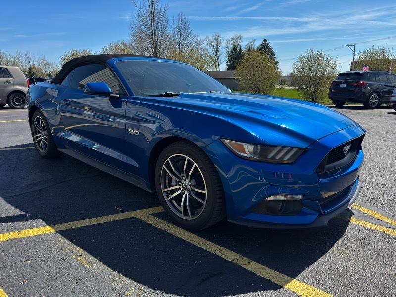 Ford Mustang GT convertible 2017