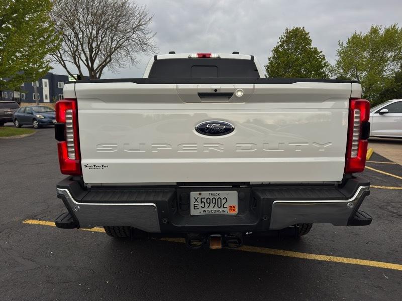Ford F-350 SD King Ranch Crew Cab Long Bed 4WD 2023