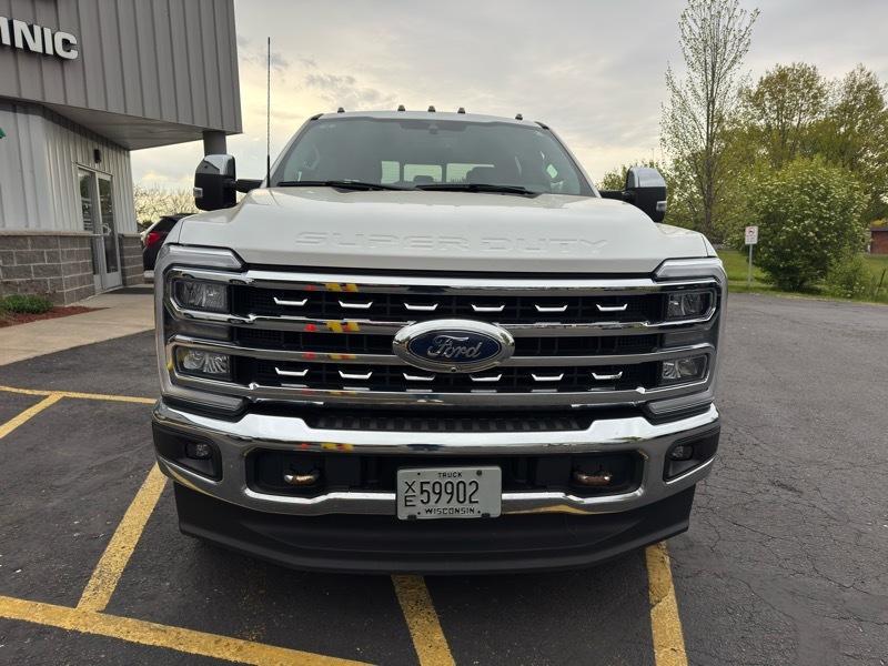 Ford F-350 SD King Ranch Crew Cab Long Bed 4WD 2023
