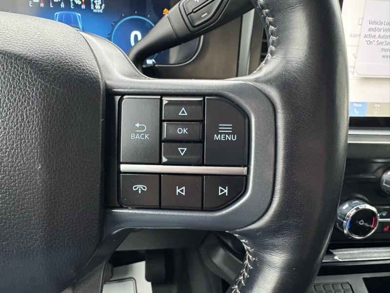 Ford F-350 SD King Ranch Crew Cab Long Bed 4WD 2023
