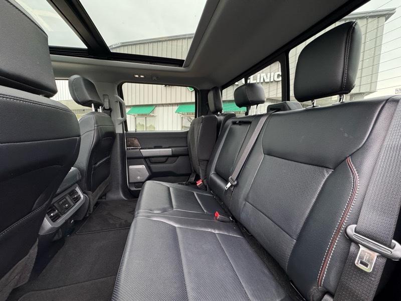 Ford F-350 SD King Ranch Crew Cab Long Bed 4WD 2023